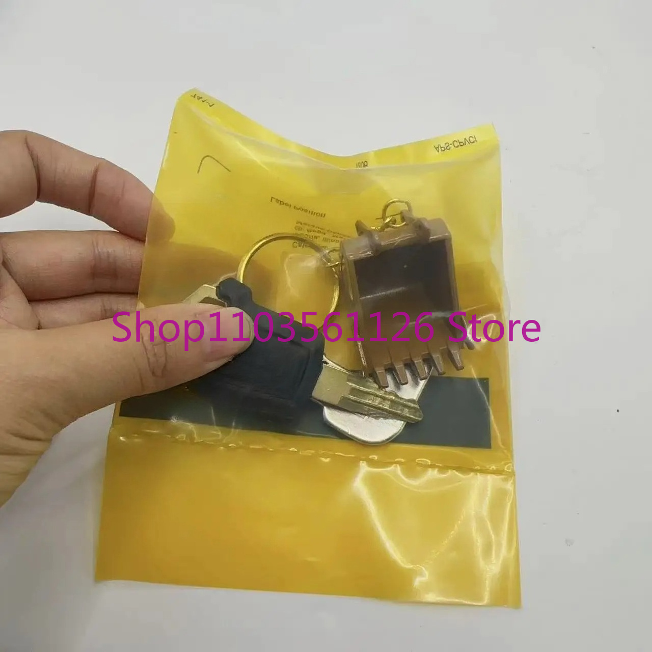 5P8500 8H5306 with Bucket Key  – Heavy Equipment Keychain recenzja i cena