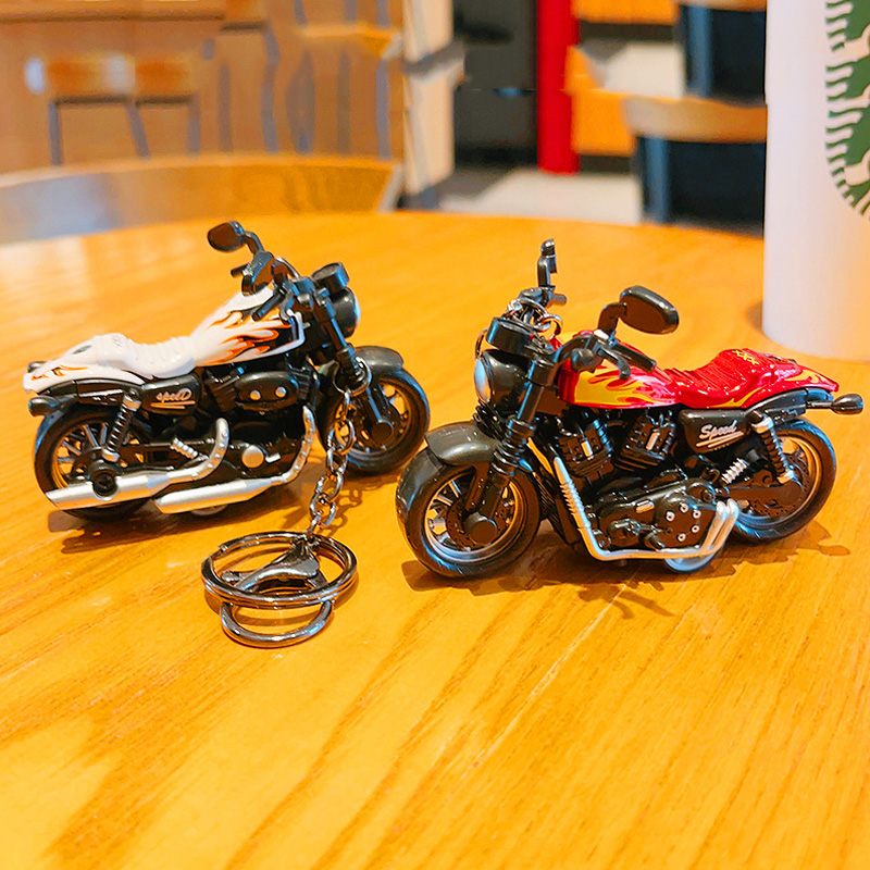 Cartoon Mini Harley Motorcycle – Heavy Equipment Keychain recenzja i cena